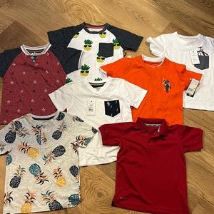Great bundle of boys short sleeve shirts. Size 5/6.